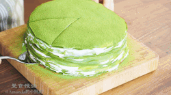 tokkeki:  Matcha Mille Crepe Cake by 曼食慢语 Amanda Tastes