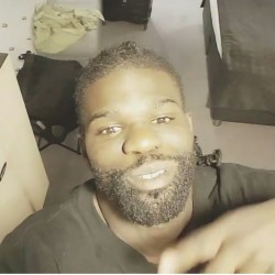 jnaquavius92:  tastyblkman2:  Joshua   I can’t believe lol
