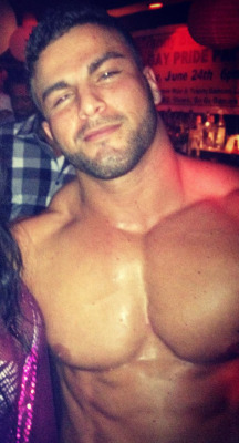 hotmensecretfolder:  hot men secret folder