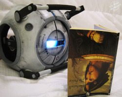 pxlbyte:  DIY Wheatley Puppet This excellent DIY project walks