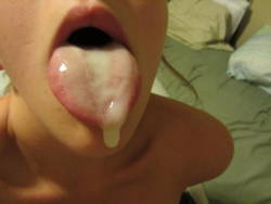 katie1015:  My cousin with a mouthful of my brother’s cum.