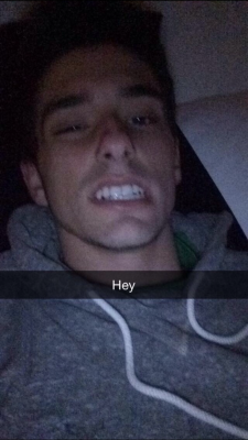 snapchatguysleak:  If you google ‘Snapchat Guys Leaked’ I’m
