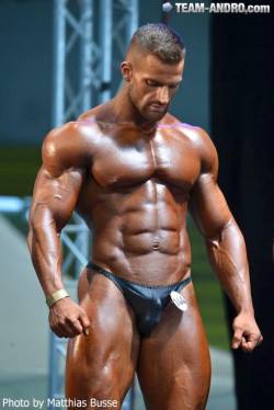 muscle-addicted:  Jan Turek