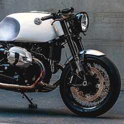 combustible-contraptions:  Oversized | Heinrich Tank  BMW Cafe