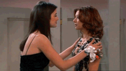 alicecoldmyart: Season 1 &  Season 9 = girls love girls 
