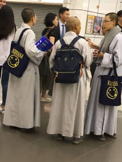 cooking-with-caustic-soda: viralthings:  Monks confused by band