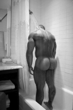 male-pulchritude:  Now that is a ass. 