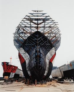 artruby: Edward Burtynsky, Shipyard #11, Qili Port, Zhejiang