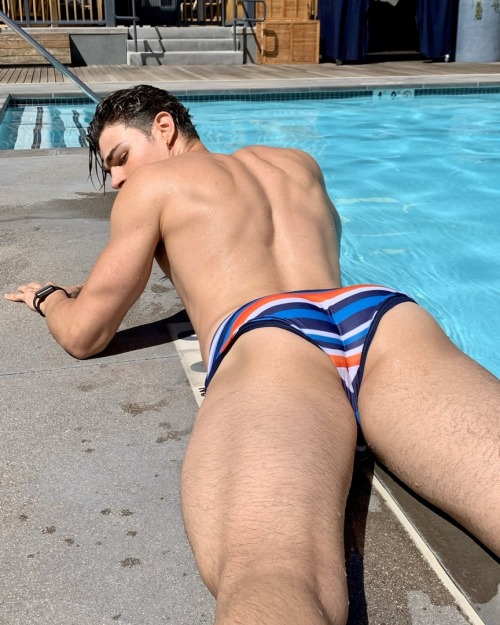 eyecandyforgaymen:  what are you waiting for?
