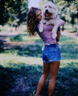 festivemomentspow:  Jennifer Aniston, 1998