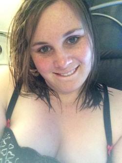 sexypicsofmywife:  Nightie 