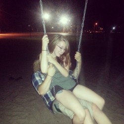 panteraprncess:  Just a swangin n swangin it