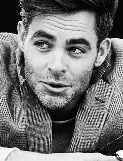 dailychrispine:  Chris Pine photographed by Blair Getz Mezibov for DuJour Magazine (2016) â€œ[Star Trek]â€™s gotten so much better and so much easier. This family we built has gotten tighter, stronger and stranger; we fight more and we make up more. Itâ€™