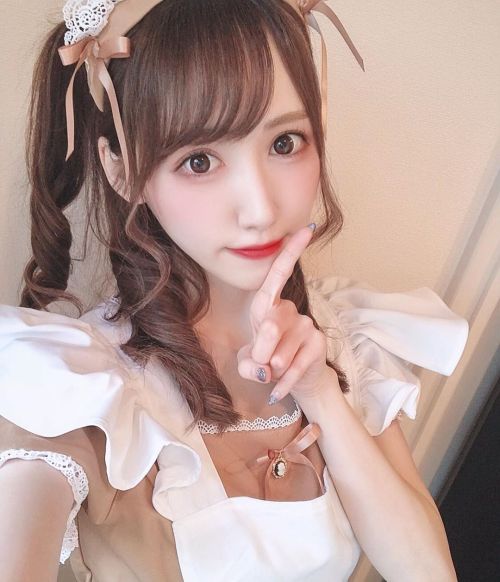 aimmmh3:  https://www.instagram.com/mishu_shiro/