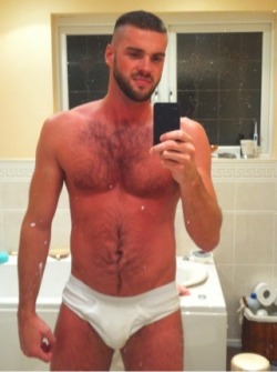 randydave69:  hpboy123:  Otro delicioso hombre!!!  Agree! Many