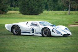 and-the-distance:  1967 Ford GT40 Mark IV 