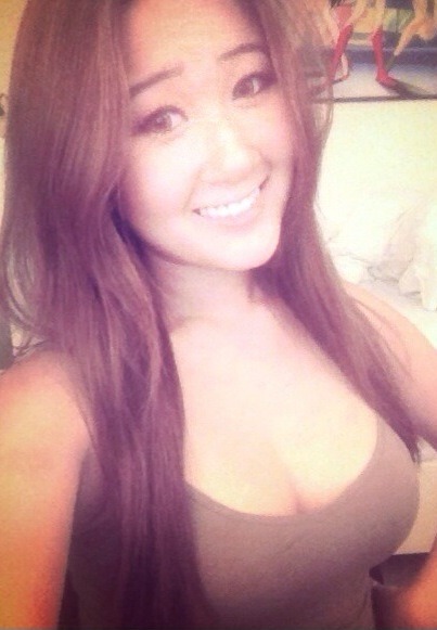 fuckyeahhsexyasians:  ch0lula.tumblr.com instagram: @sssmooch