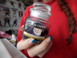 dragonwbu:  can you tell I’m obsessed with candles? 