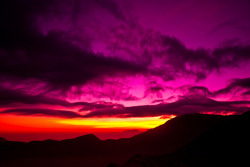 whatzyourfantazy:  Mount Bromo sunrise Website | facebook | Google