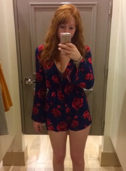 sarahs-ootd:  I hate that this was too small on me I wanted it so fucking bad.