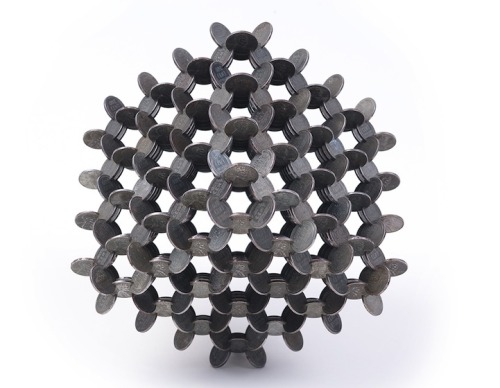 edwardspoonhands:  wonderfulmustacios:  taktophoto:  Interlocked Coins Form Complex Geometric Sculptures  is that even fucking legal  WANT! 