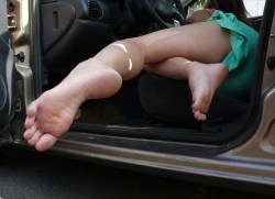 shameless-rosalietoes:  Best free foot fetish sites and leg foot