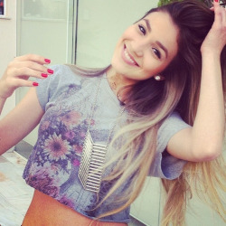 rosycx:   rosymafia:  flowereah:  floharia:  upload x  ♡ if