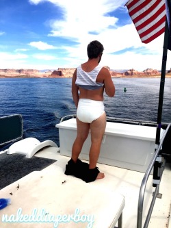 nakeddiaperboy93:  Here’s a few more pictures of my lake Powell