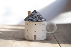 thewinterotter:  sosuperawesome:   Mug houses by forest-seed