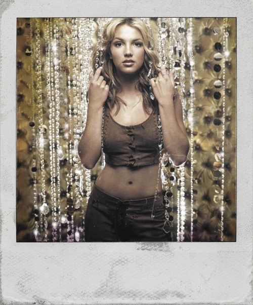 ibritneyspears:  Britney Spears’ albums x Polaroids THANK YOU GOD 