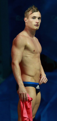 theheroicstarman:Jack Laugher bulge and butt.