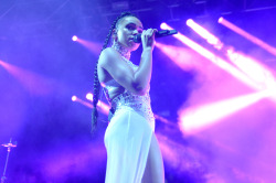 celebritiesofcolor:   FKA twigs performs onstage during day 2