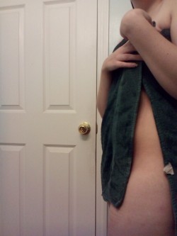 onehornygirly:  Small towels are fun