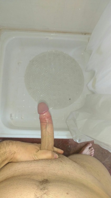 chilenos-hot:  Act caliente con ganas de culo o una rica boca quien dijo yo ? 
