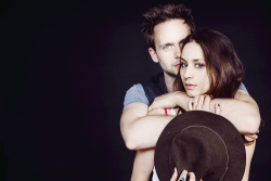 halfadams:  plldailly: Troian Bellisario and Patrick J. Adams