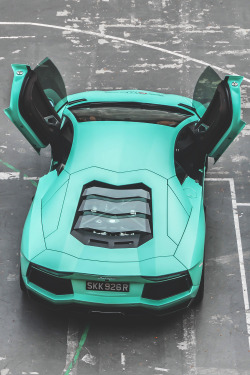 wearevanity:Tiffany Blue | Twitter | WAV