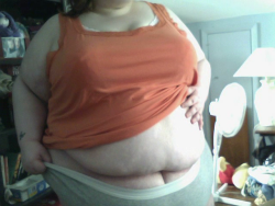 cakemafia:  Another new shirt & bra. Orange is definitely
