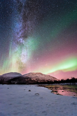 gl0vving:  The Northern Way by Trichardsen   