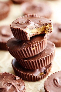 ilovedessert:    Homemade Reese’s Peanut Butter Cups 