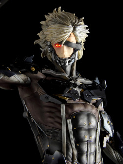 gunjap:  [Gecco] Metal Gear Rising Revengeance 1/6 RAIDEN: Full