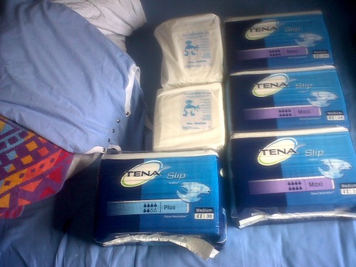 abdlerl:  118 nappies and a new onesie. 24/7 is going well hehe 