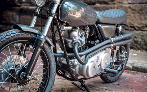 caferacerpasion:  Norton Commando Brat Style 1974 Â by GasBox | www.caferacerpasion.com