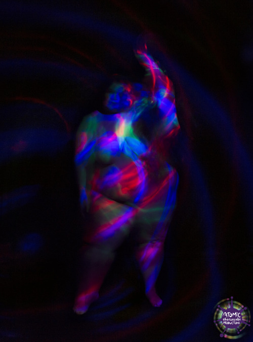 Light Paintings with Carina // 2015â€“Tumblr | Etsy | Vimeo | YouTube | Instagram | Facebook