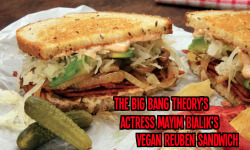 onegreenplanet:  Mayim Bialik’s Vegan Reuben Sandwich