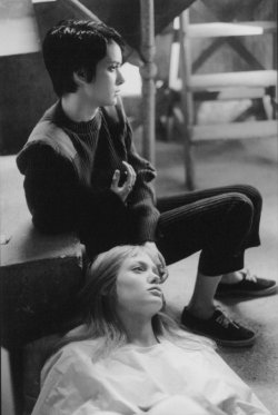 suicideblonde:  Winona Ryder and Angelina Jolie in Girl, Interrupted