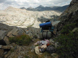 wildernessjournals:Lunch time on Finger Pass–my big pack and