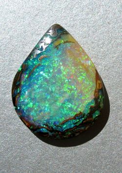 pocula:  Australian koroit boulder opal