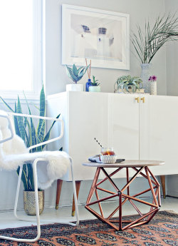 designmeetstyle:  That table right there? Yeah. That’s a DIY.