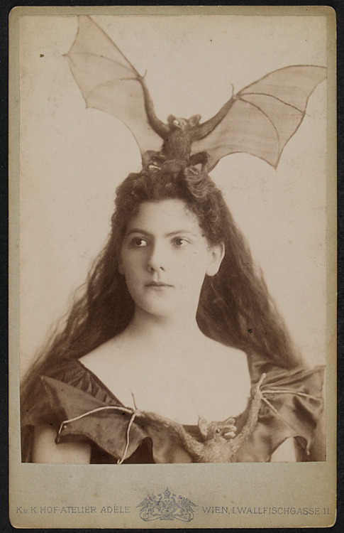 hauntedbystorytelling:  Marie Schleinzer in bat costume  Adele