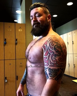 chadillacjax:  Feelin good #chesticles #chestday #tattedmuscle